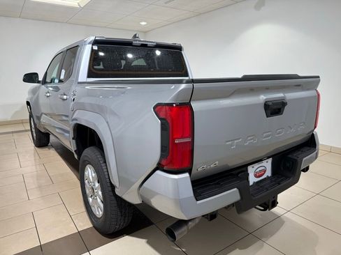 New 2026 Toyota Tacoma SR5 AWD/4WD image 3