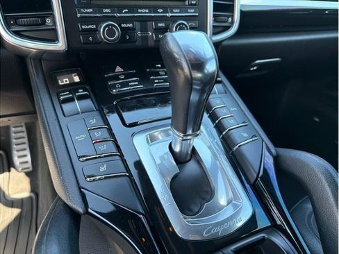 Used 2011 Porsche Cayenne S AWD/4WD image 18