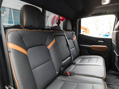 Used 2023 GMC Canyon AT4 w/ AT4 Premium Package AWD/4WD image 38