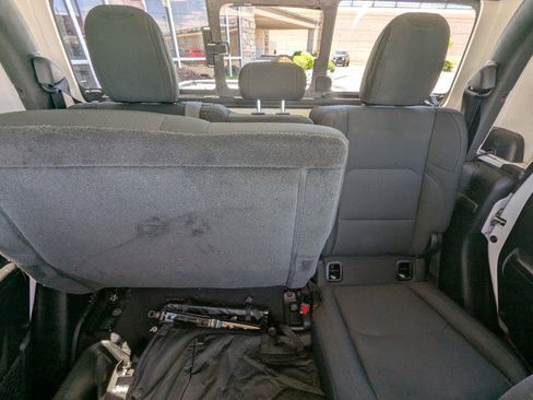 Used 2021 Jeep Gladiator Sport AWD/4WD image 22