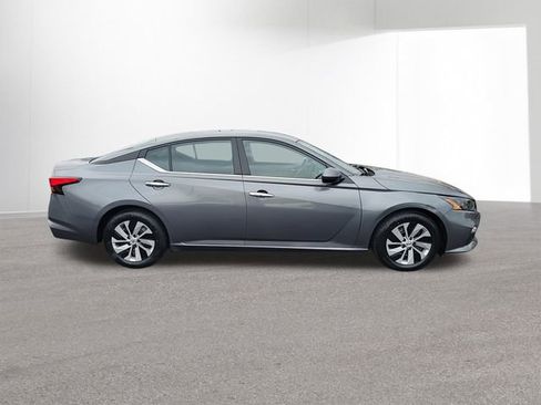 Used 2022 Nissan Altima 2.5 S w/ Driver Assist Package image 10