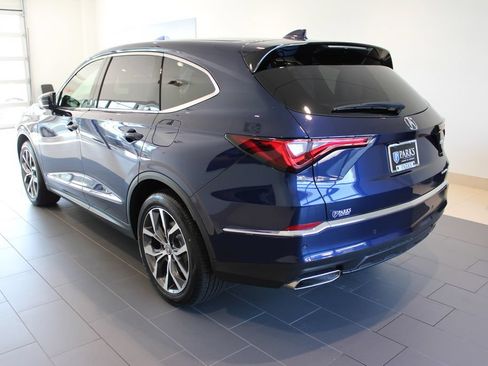 Used 2024 Acura MDX SH-AWD w/ Technology Package image 35