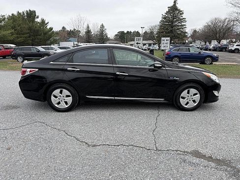 Used 2011 Hyundai Sonata Hybrid FWD image 6