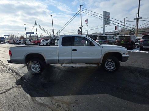 Used 1997 Dodge Dakota SLT image 8