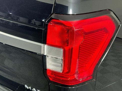 Used 2024 Ford Expedition Max XLT RWD image 32