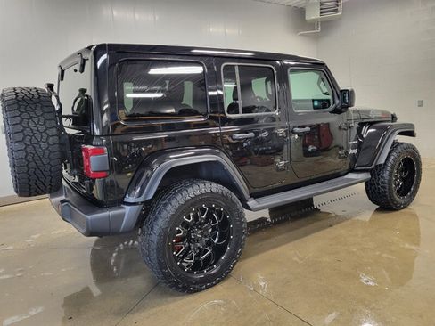 Used 2021 Jeep Wrangler Unlimited Sahara AWD/4WD image 11