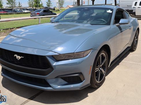 Certified 2025 Ford Mustang Coupe RWD image 8