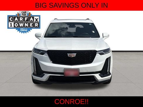 Used 2024 Cadillac XT6 Luxury FWD image 2