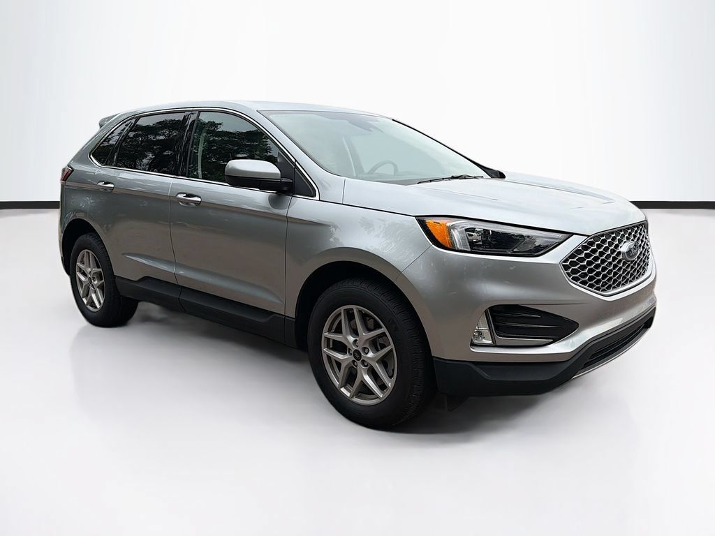 Certified 2024 Ford Edge SEL w/ Convenience Package AWD/4WD image 3