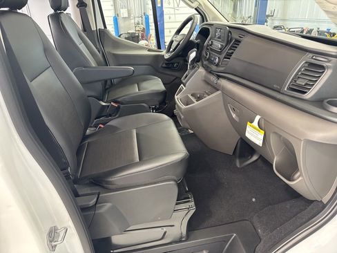 New 2025 Ford Transit 250 Low Roof AWD image 17