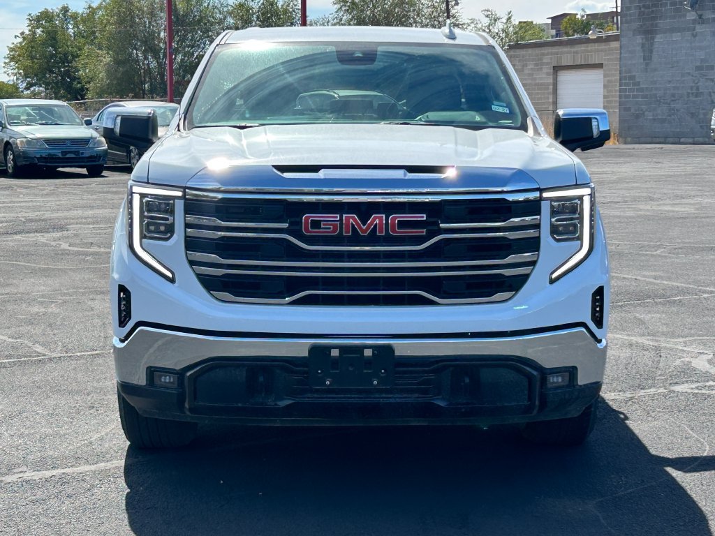 Used 2025 GMC Sierra 1500 SLT AWD/4WD image 10