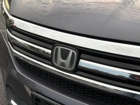 Used 2017 Honda Pilot Elite image 23