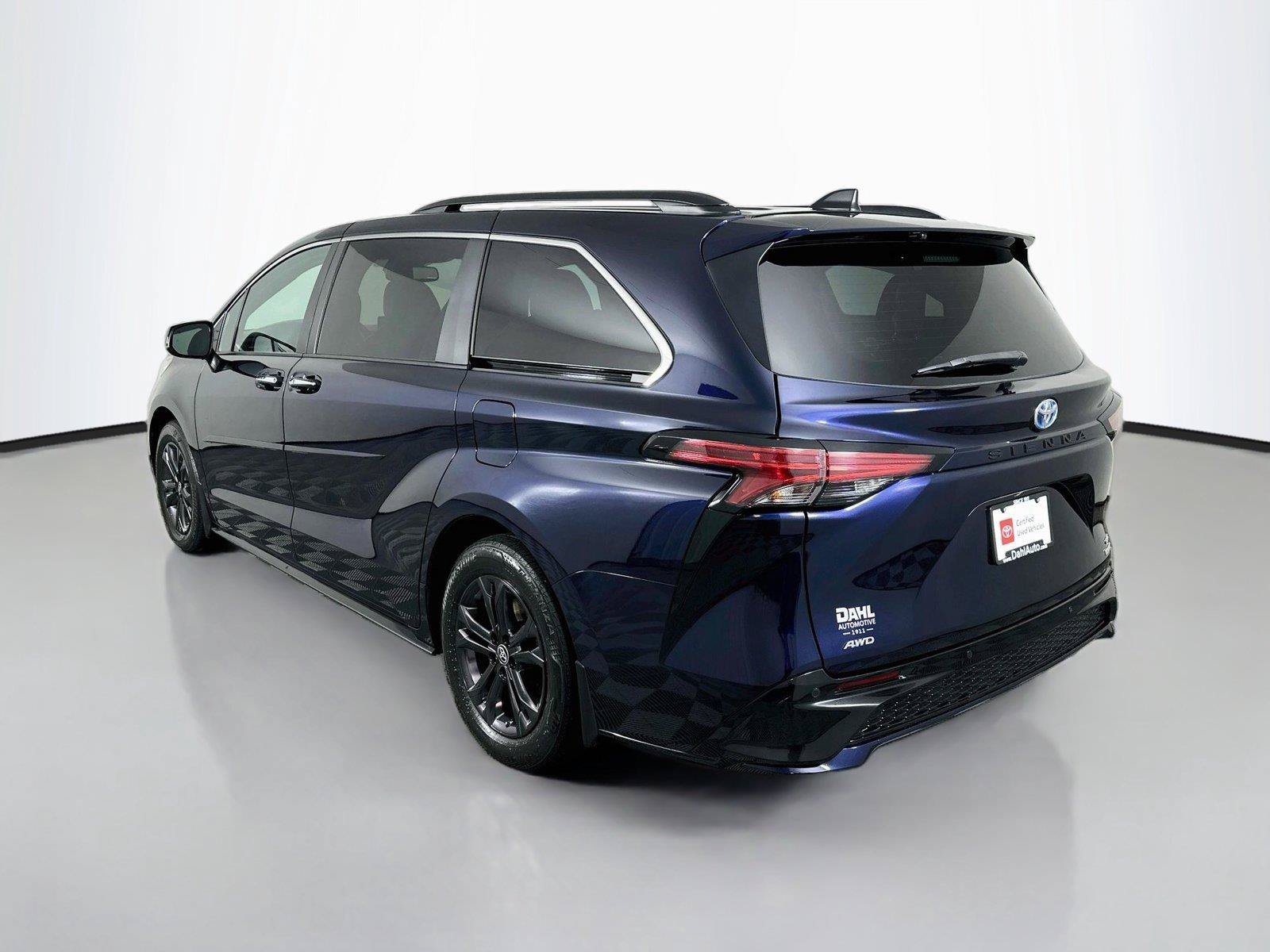 Certified 2024 Toyota Sienna XSE w/ XSE Plus Package AWD/4WD image 10