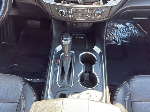 Used 2019 Chevrolet Traverse Premier w/ Redline Edition image 18