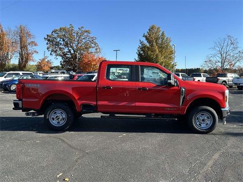 New 2026 Ford F350 XL w/ XL Chrome Package image 2
