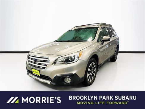 Used 2017 Subaru Outback 2.5i Limited image 1