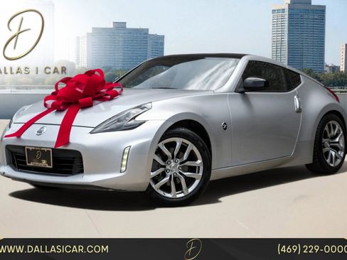 Used 2014 Nissan 370Z Coupe RWD image 1
