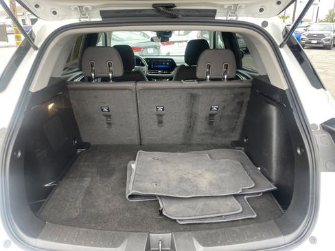 Used 2025 Chevrolet TrailBlazer LT image 32