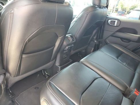 Used 2022 Jeep Wrangler Unlimited Sahara AWD/4WD image 32