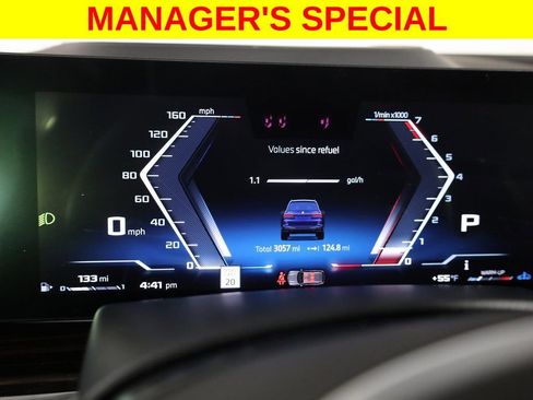 Used 2026 BMW X7 M60i image 17