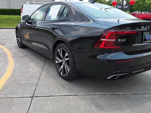Used 2022 Volvo S60 B5 R-Design w/ Advanced Package image 3