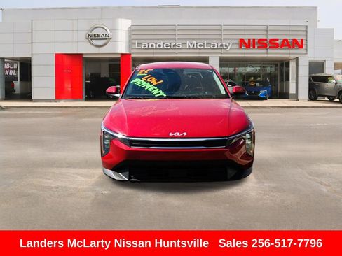 Used 2025 Kia K4 LXS image 12