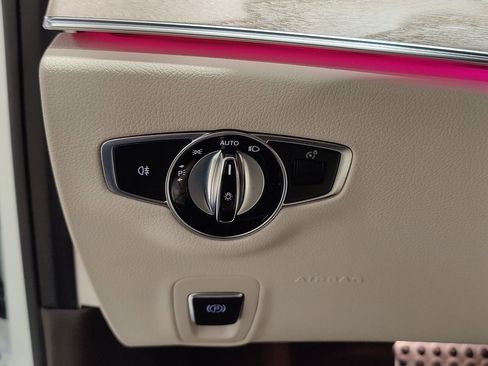 Used 2018 Mercedes-Benz E 400 4MATIC Coupe image 25