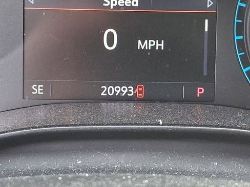 Used 2022 Chevrolet Colorado Z71 w/ Trail Boss Package image 21