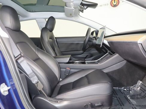 Used 2020 Tesla Model 3 Standard Range image 14