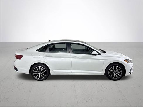 New 2026 Volkswagen Jetta SE image 5
