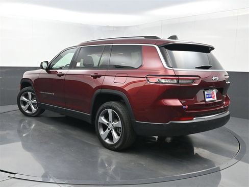 Used 2021 Jeep Grand Cherokee L Limited image 31