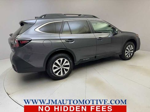 Used 2022 Subaru Outback Premium AWD/4WD image 5