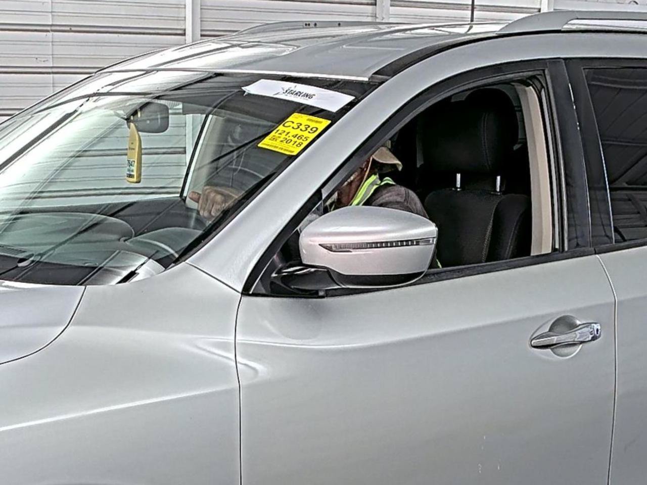 Used 2018 Nissan Pathfinder SV AWD/4WD image 24
