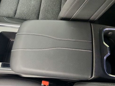 Certified 2025 Chevrolet Traverse LT w/ Driver Confidence Package image 19