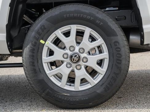 New 2025 Toyota Tacoma SR5 image 17
