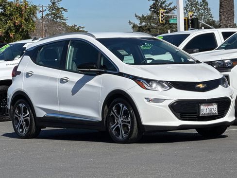 Used 2020 Chevrolet Bolt Premier w/ Infotainment Package image 2