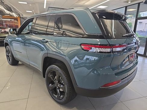 New 2026 Jeep Grand Cherokee Limited w/ Limited Altitude Package RWD image 5