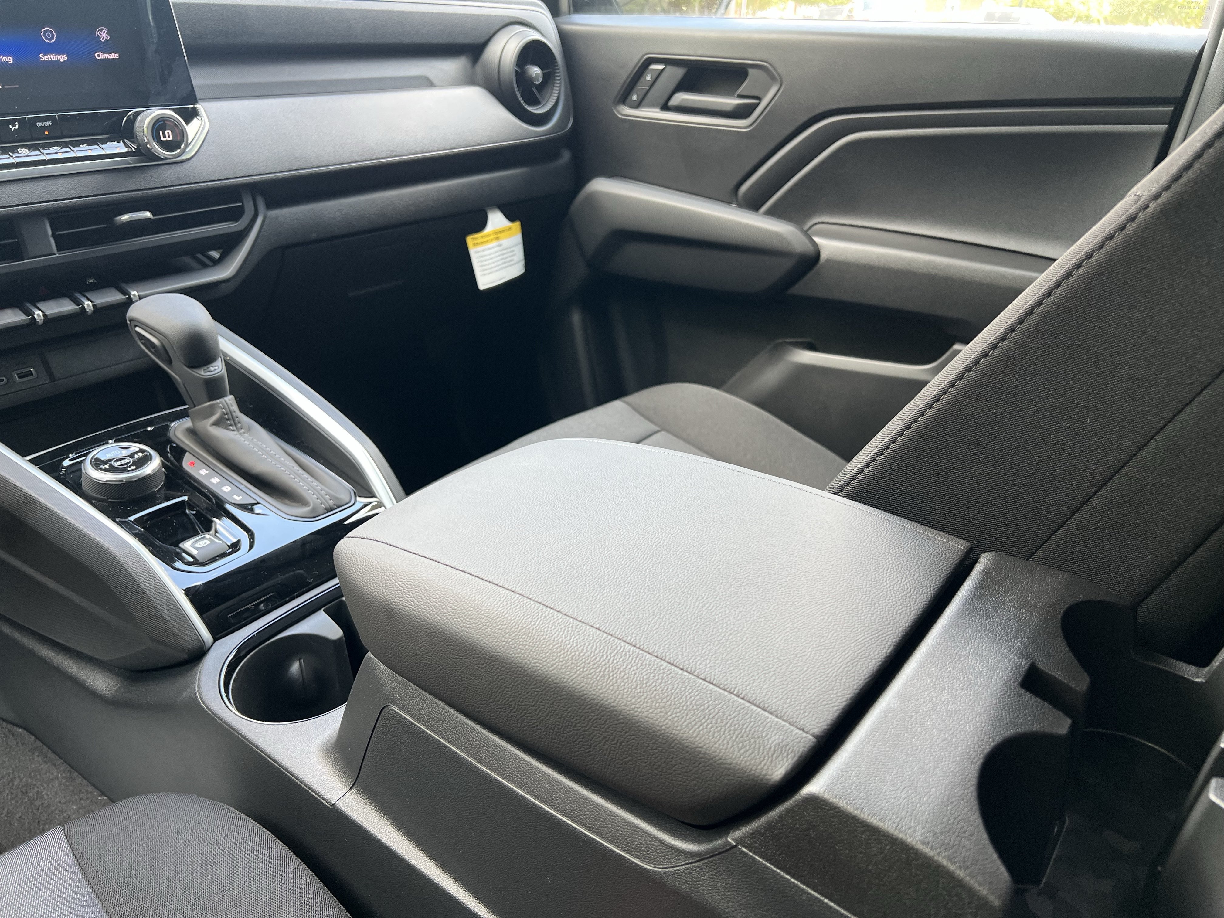 New 2026 Chevrolet Colorado Trail Boss AWD/4WD image 24
