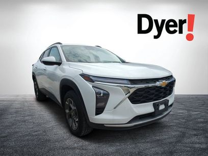 Used 2025 Chevrolet Trax LT