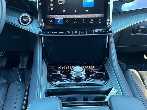 Used 2022 Jeep Grand Wagoneer Series II image 14