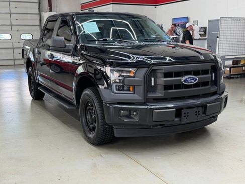 Used 2017 Ford F150 XL w/ XL Power Equipment Group AWD/4WD image 1