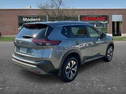 Certified 2023 Nissan Rogue SV w/ SV Premium Package FWD image 4