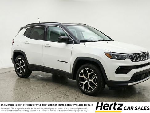 Used 2025 Jeep Compass Limited image 1