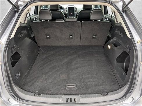 Used 2024 Ford Edge SEL image 6