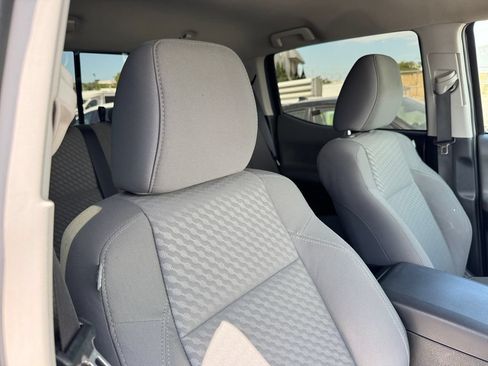 Used 2021 Toyota Tacoma SR5 w/ Blackout Package (TMS) AWD/4WD image 3