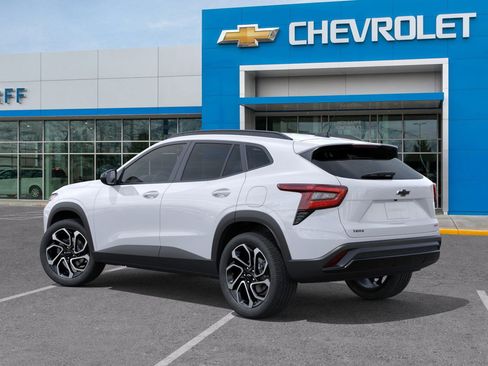 New 2026 Chevrolet Trax RS image 3