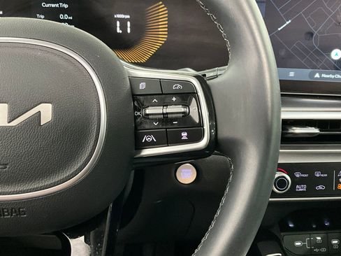 Used 2025 Kia Sorento S w/ Panoramic Sunroof Package image 18