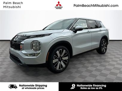 New 2025 Mitsubishi Outlander SE