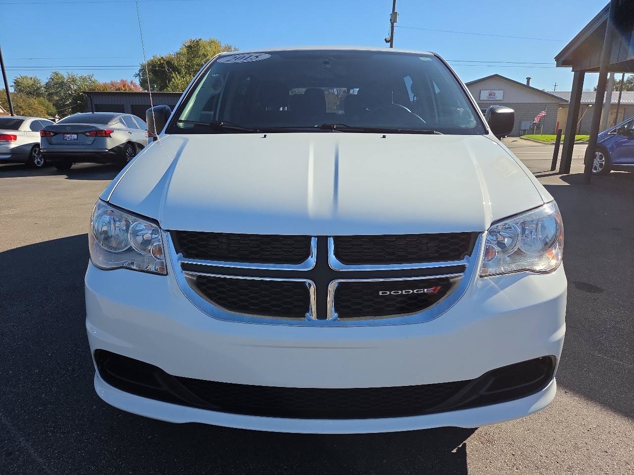 Used 2015 Dodge Grand Caravan American Value Package FWD image 8