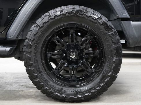 Used 2020 Jeep Wrangler Unlimited Sport AWD/4WD image 38